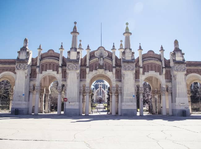 Architecture Neo-mudejar Madrid - Almudena