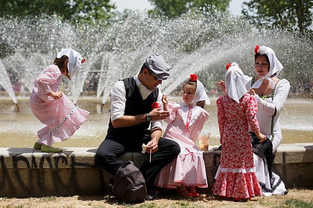 Chulapos et chulapas à la fête de San Isidro
